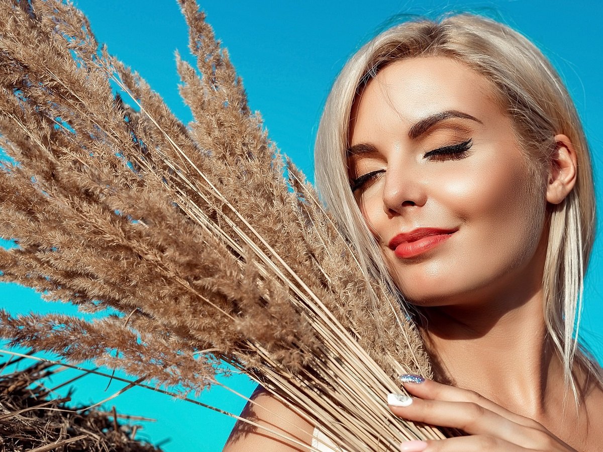 Як зберегти макіяж у спеку: 10 корисних порад » EVA Blog